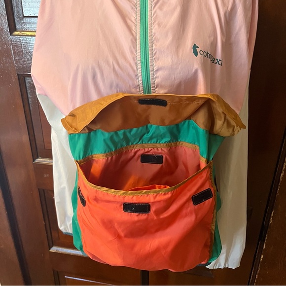 Cotopaxi Teca Half-Zip Women’s Windbreaker - Picture 9 of 12